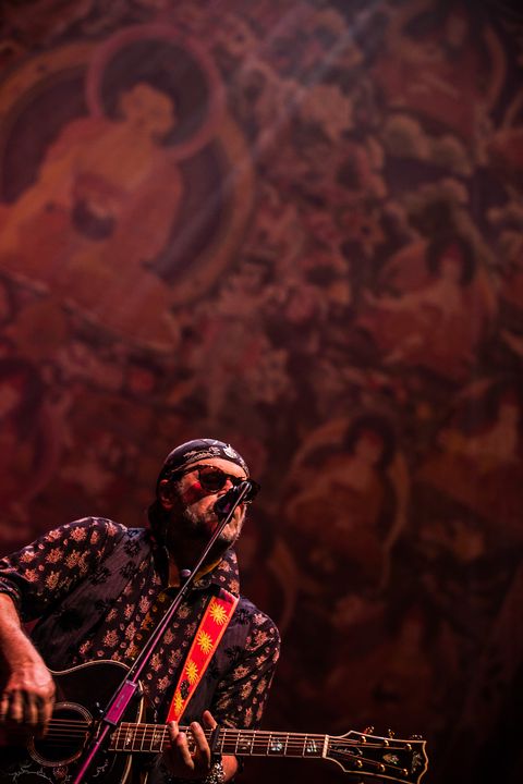 Grebenschikov beneath the thangka