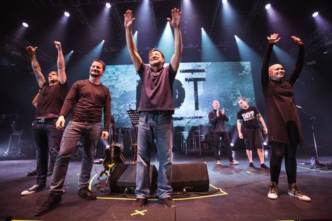The band takes its bow